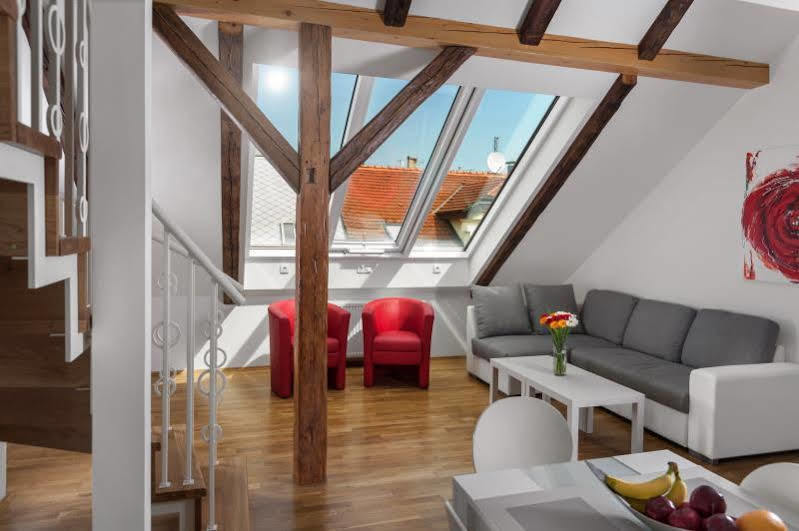 Remember Residence Praha Bagian luar foto